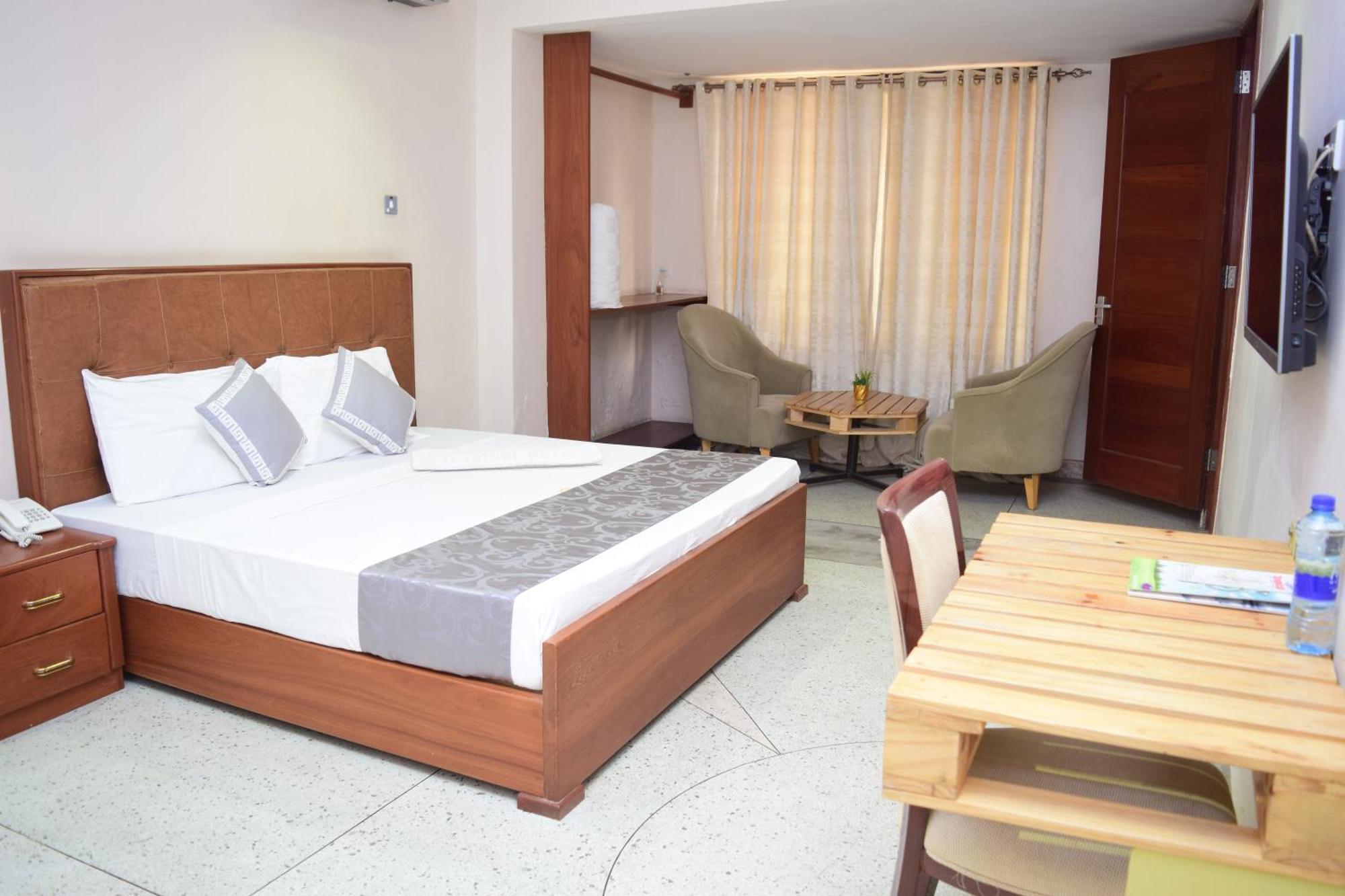 K27 Premier Backpackers Hostel Dar es Salaam Bagian luar foto