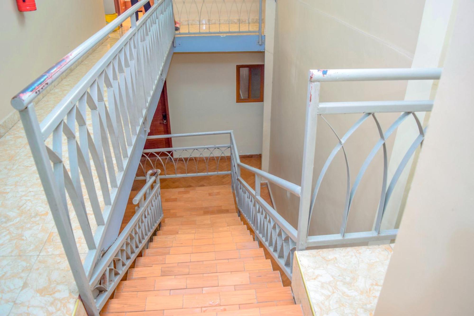 K27 Premier Backpackers Hostel Dar es Salaam Bagian luar foto