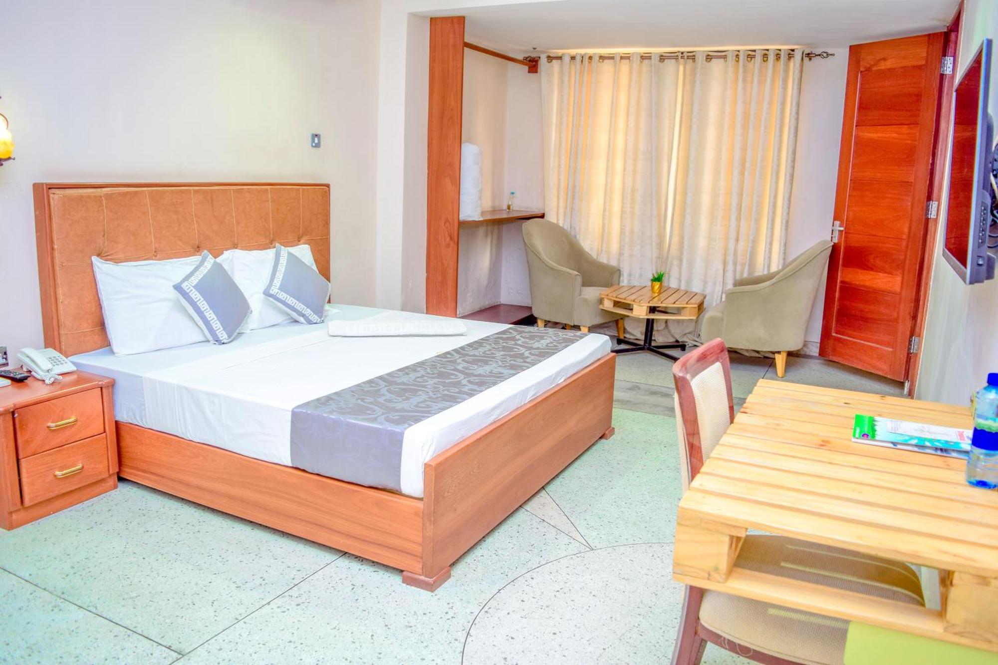 K27 Premier Backpackers Hostel Dar es Salaam Bagian luar foto